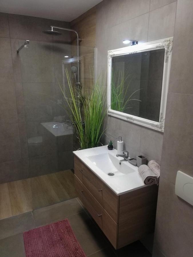 Apartmani Mistral ماكارسكا المظهر الخارجي الصورة