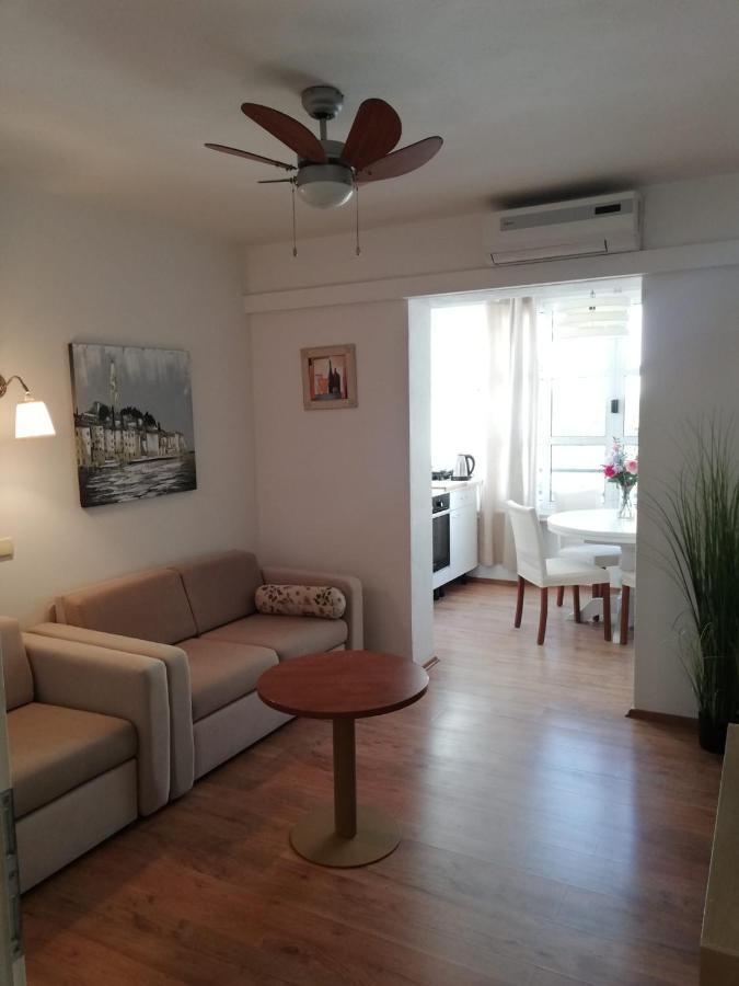 Apartmani Mistral ماكارسكا المظهر الخارجي الصورة