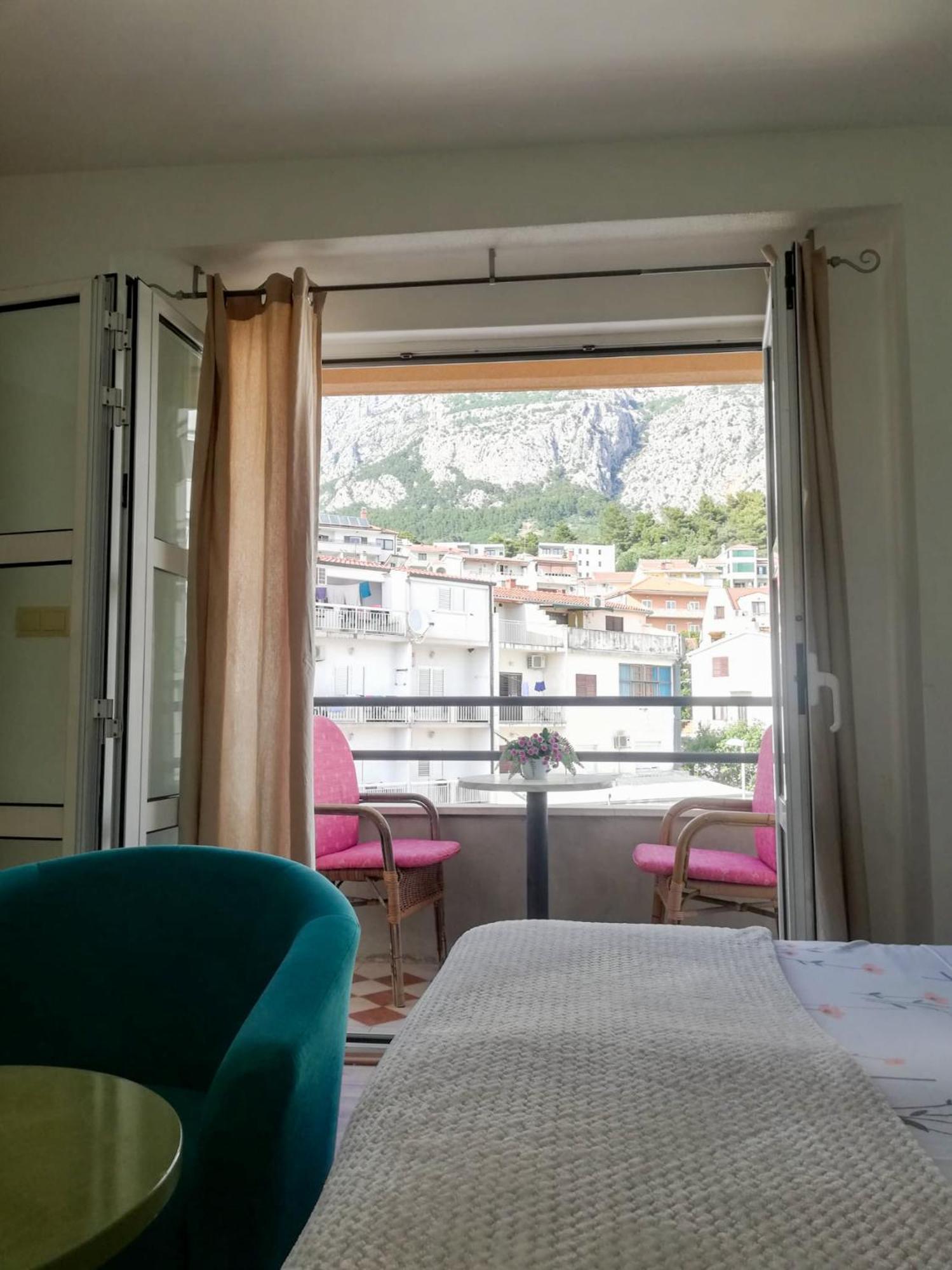 Apartmani Mistral ماكارسكا الغرفة الصورة